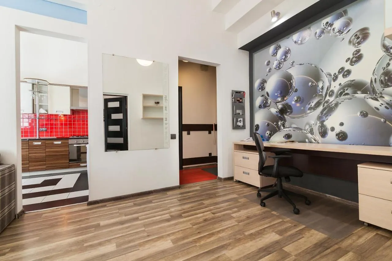 Modern Art-Deco Apartment Lviv Ukraine